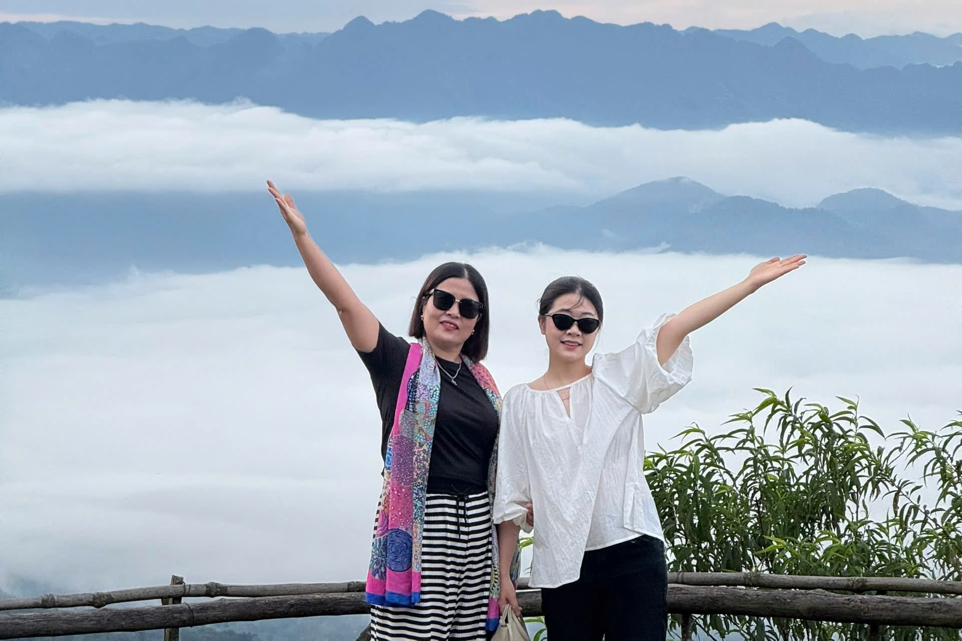 Chàng trai người Mông xây giấc mơ du lịch ở thung lũng mây