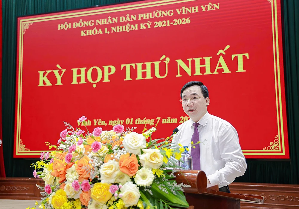 Phó Bí thư Tỉnh ủy Bùi Huy Vĩnh dự Kỳ họp thứ Nhất, HĐND phường Vĩnh Yên