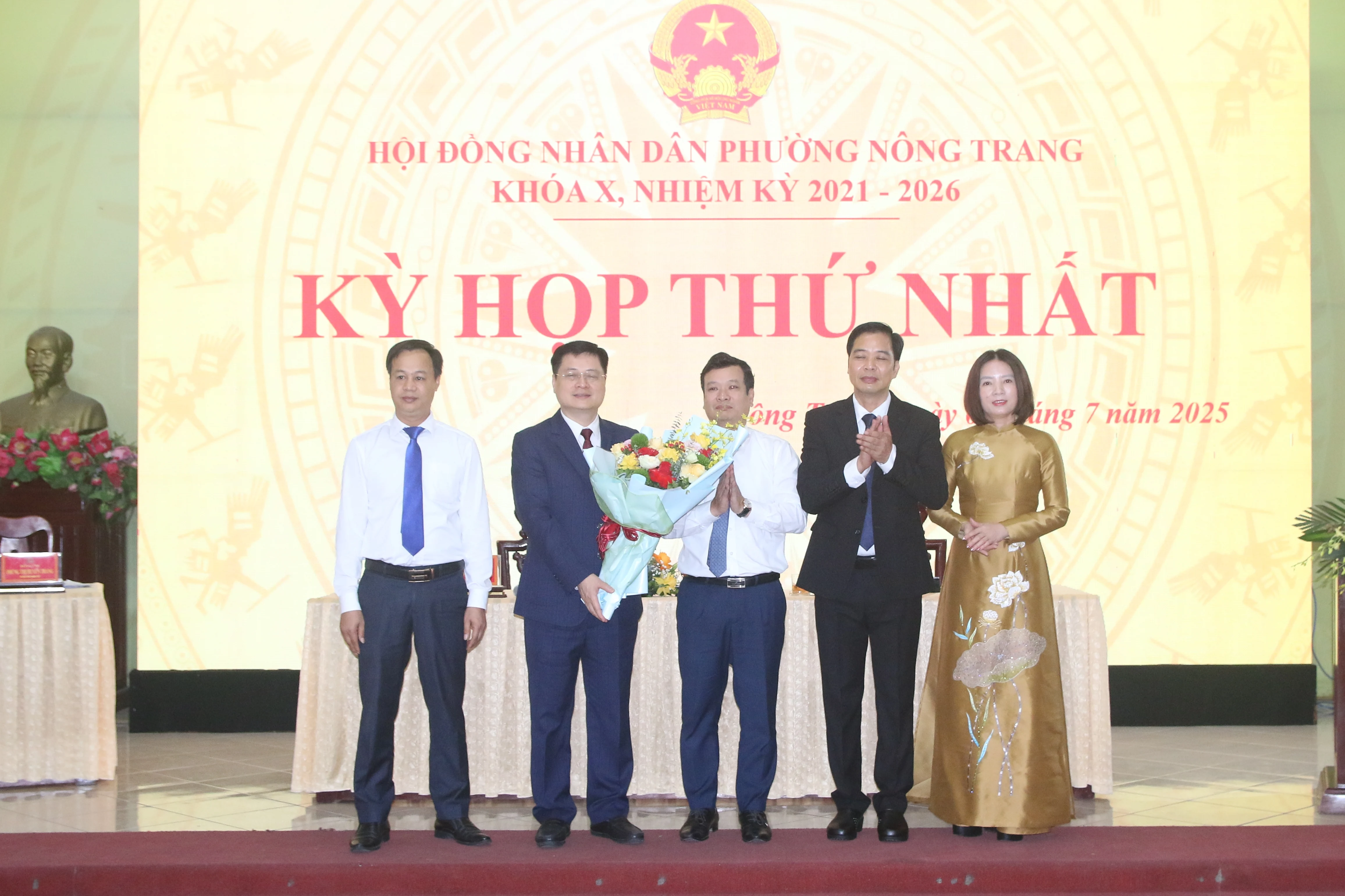Kỳ họp thứ Nhất HĐND phường Thanh Miếu, Nông Trang khóa X nhiệm kỳ 2021-2026