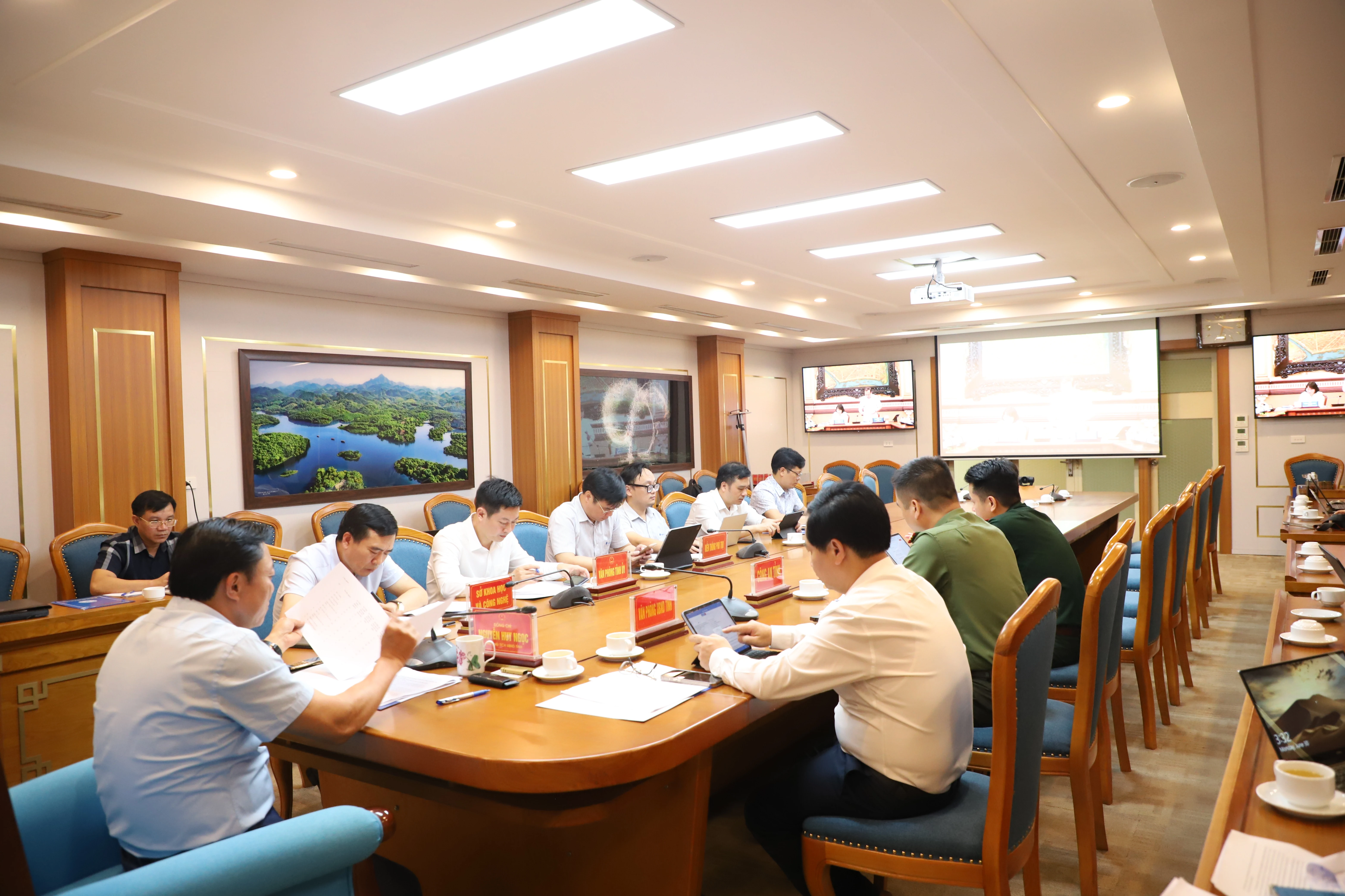 Đảm bảo chuyển đổi số phục vụ vận hành chính quyền địa phương 2 cấp thông suốt, hiệu quả