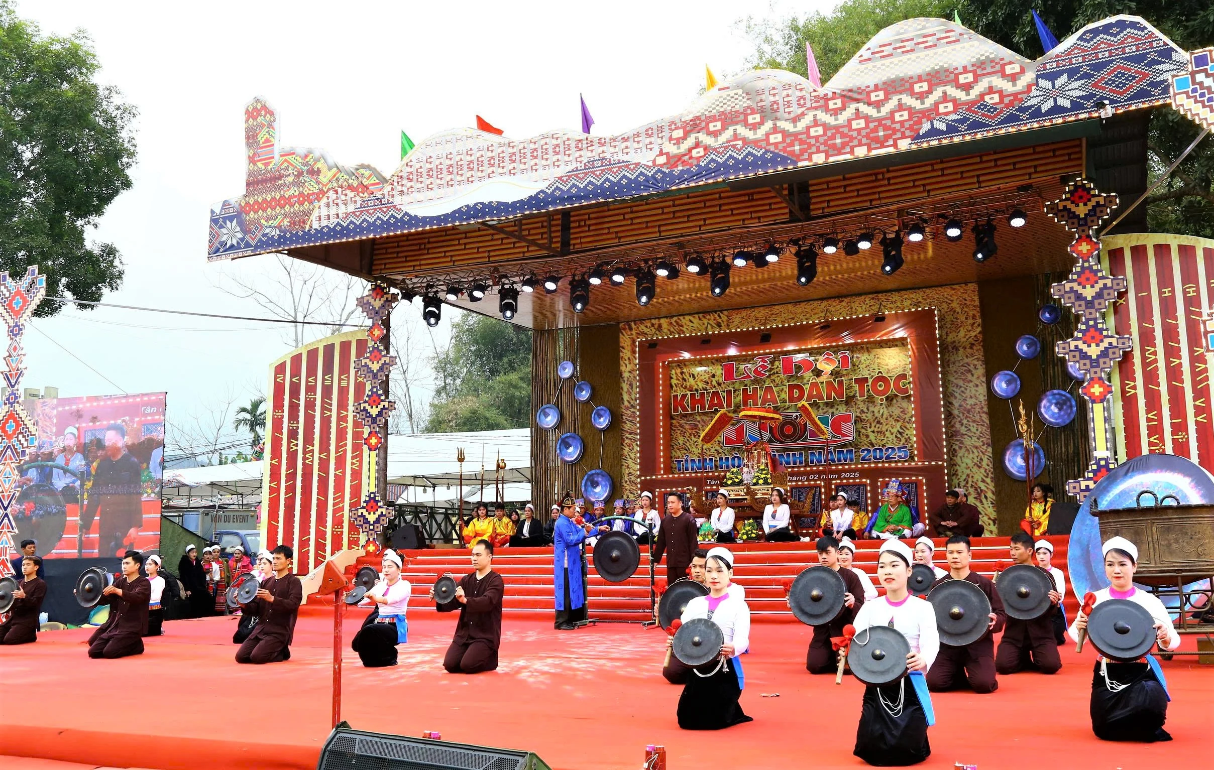 Giữ hồn dân tộc Mường trong dòng chảy hội nhập