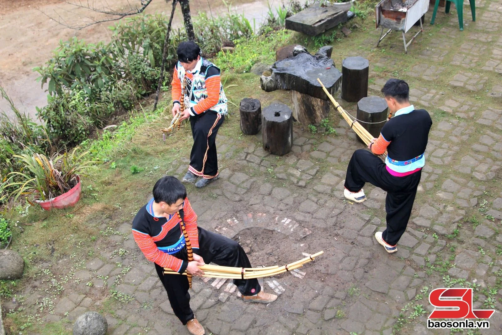 Du lịch cộng đồng gắn với bảo tồn văn hóa dân tộc Mông