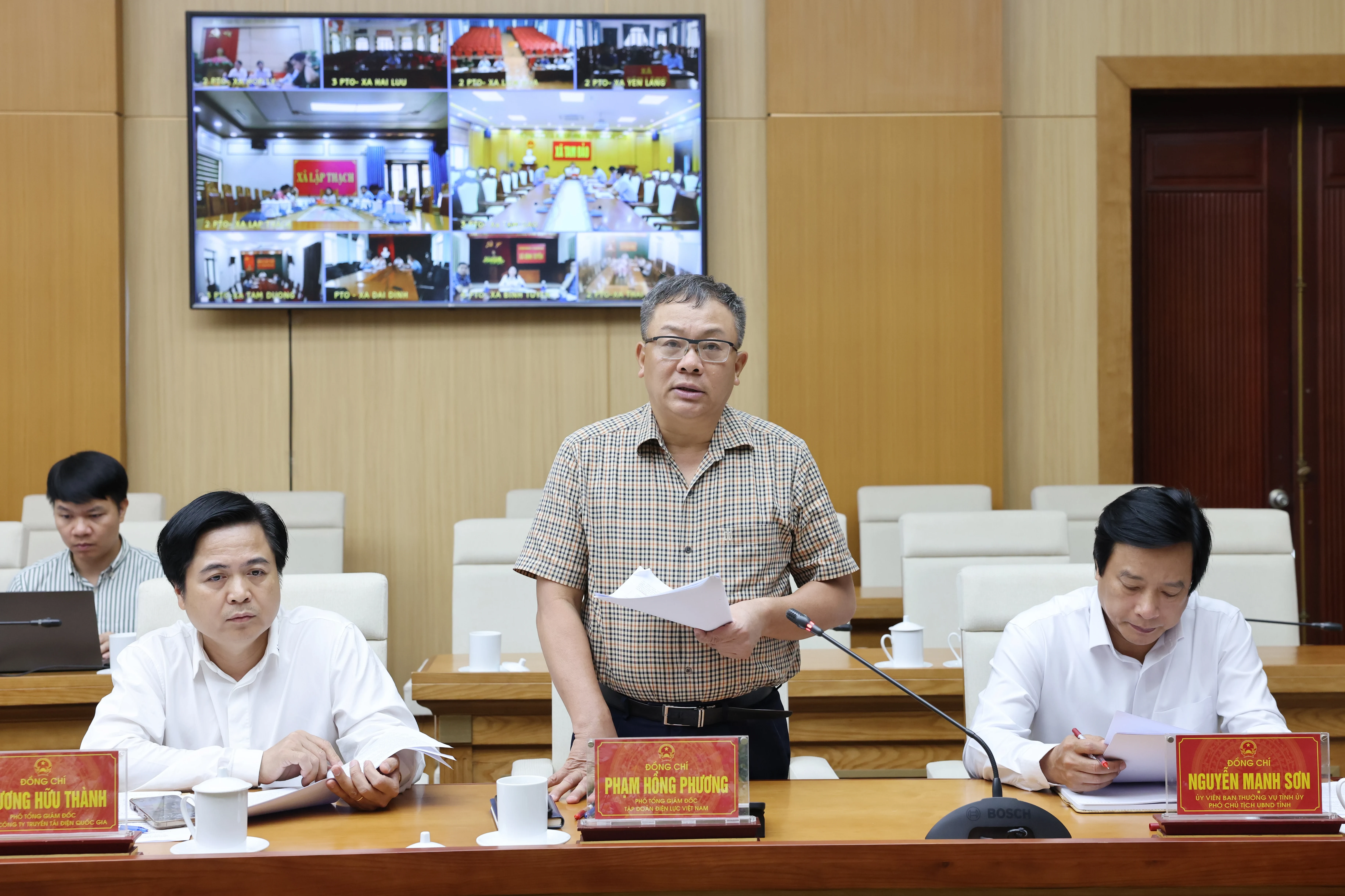 Giải quyết dứt điểm khó khăn vướng mắc trong công tác giải phóng mặt bằng Dự án Đường dây 500kV Lào Cai - Vĩnh Yên