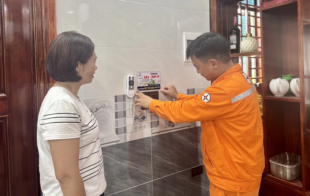 Nguyên nhân tiền điện tháng 6 tăng đột biến