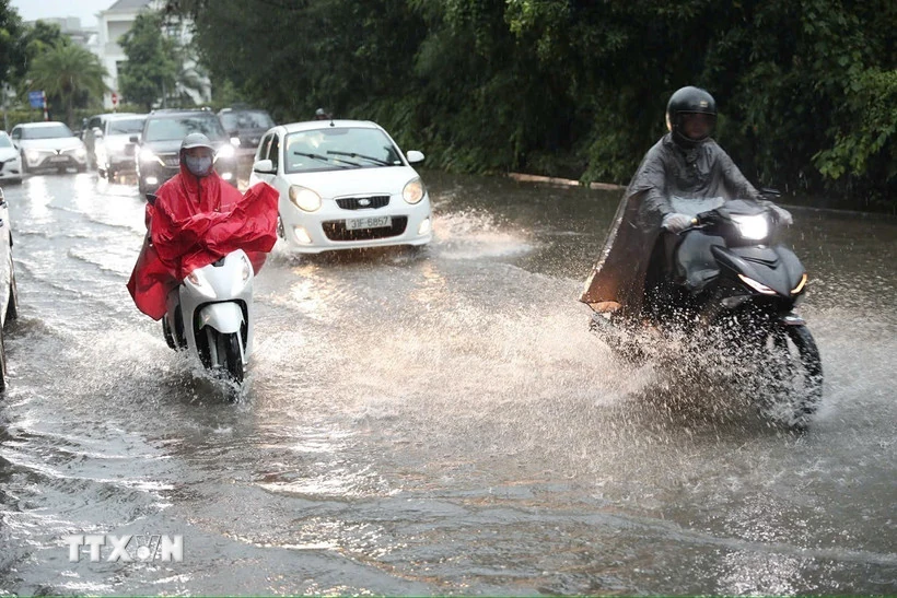 Thời tiết ngày 11/7: Mưa lớn diện rộng, cảnh báo lũ quét ở Bắc Bộ và Trung Bộ