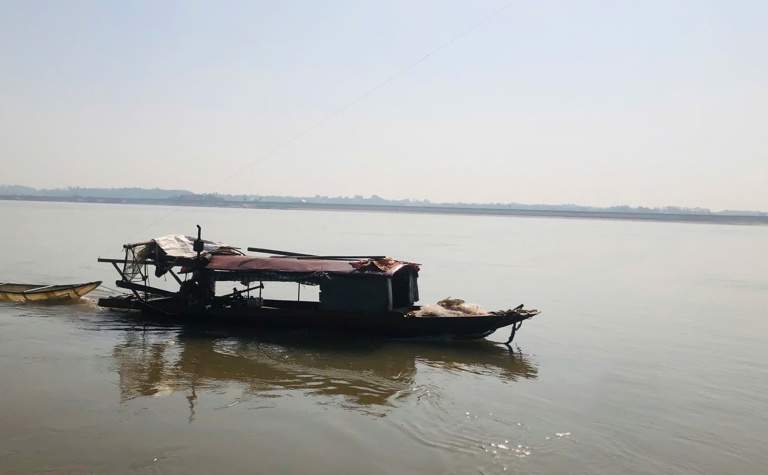 Săn “cọp nước” sông Đà