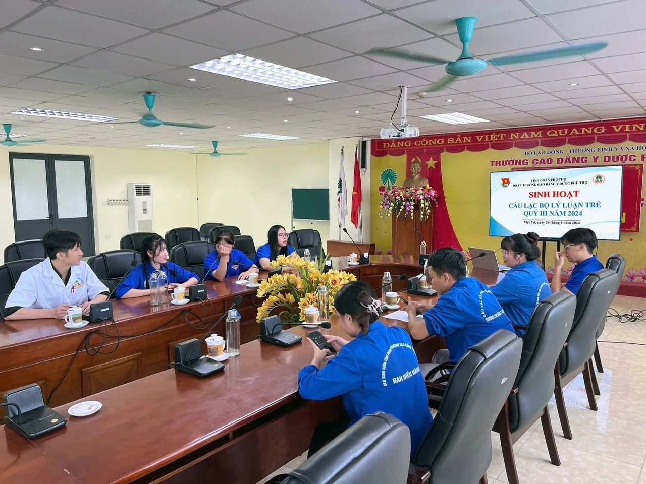 Trường Cao đẳng Y Dược Phú Thọ: Đẩy mạnh giáo dục pháp luật, nâng cao nhận thức chính trị cho học sinh, sinh viên