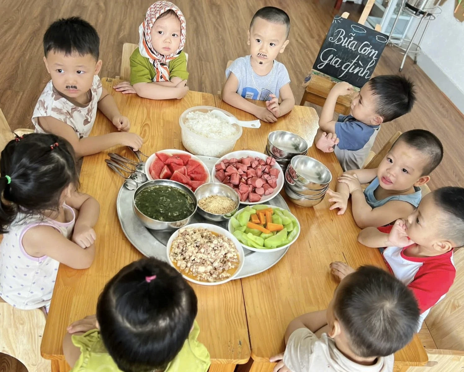 Chăm sóc, giáo dục trẻ em trong dịp hè