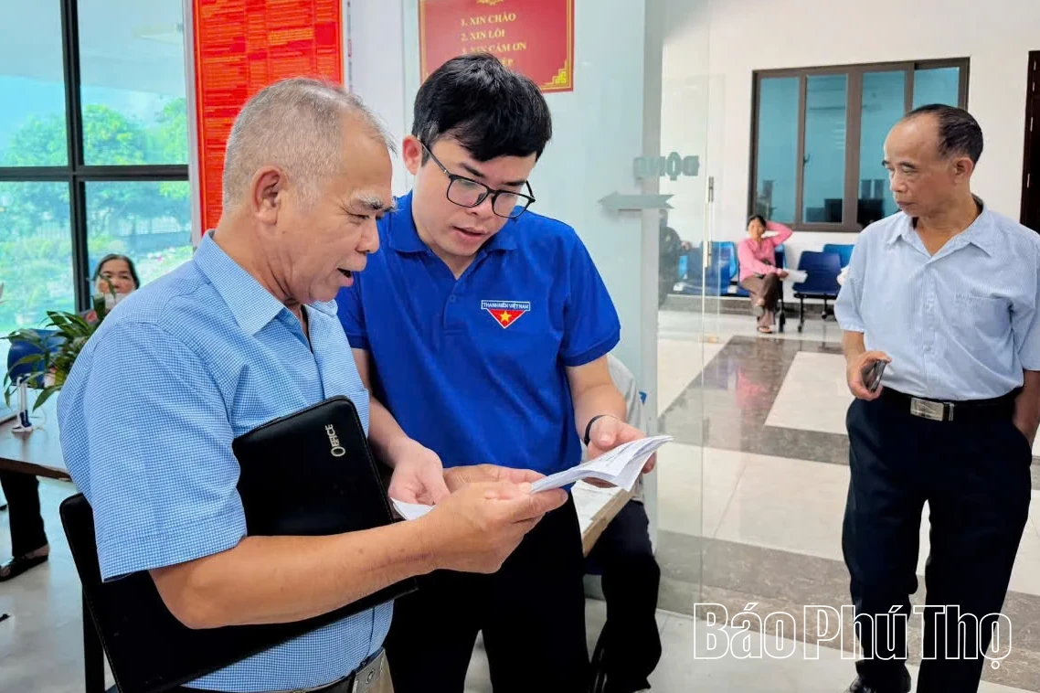 Tiếp nhận, luân chuyển giải quyết thủ tục hành chính về đất đai