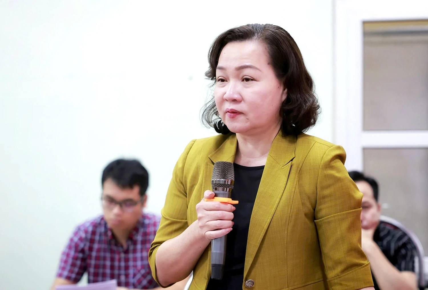 Phó Bí thư Thường trực Tỉnh ủy Nguyễn Phi Long thăm và làm việc tại xã Thu Cúc