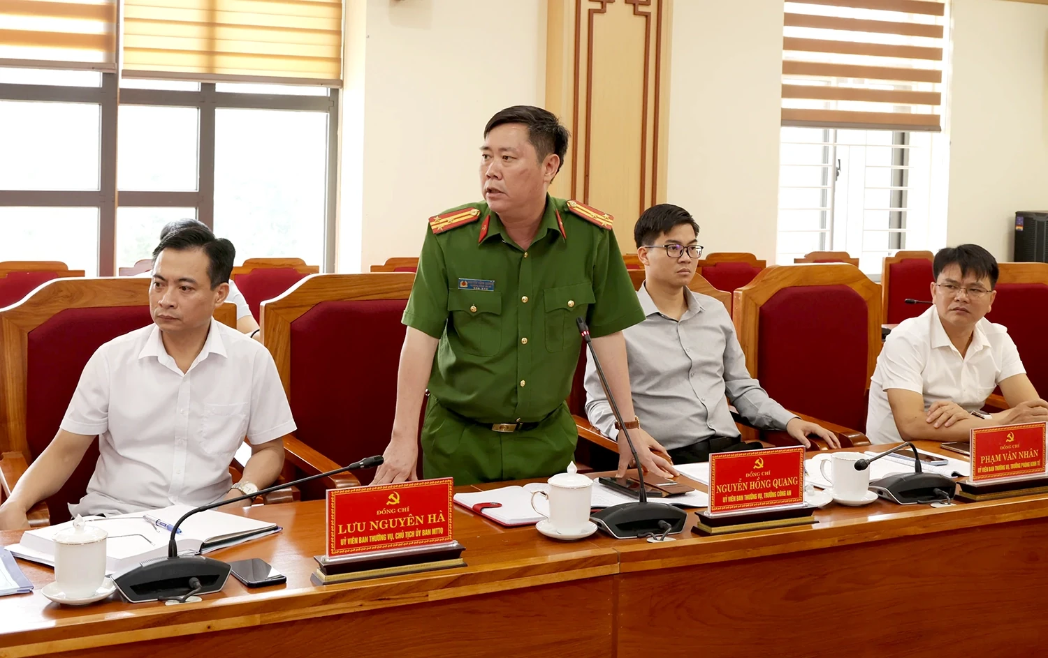 Phó Bí thư Tỉnh ủy Bùi Huy Vĩnh làm việc tại xã Tam Đảo