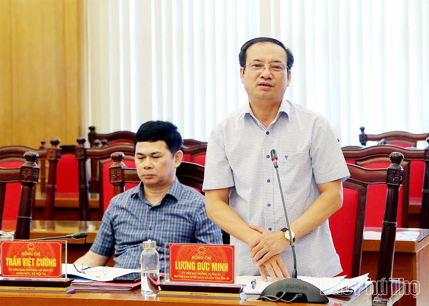 Tổ công tác số 4 duyệt Văn kiện Đại hội Đảng bộ 8 xã