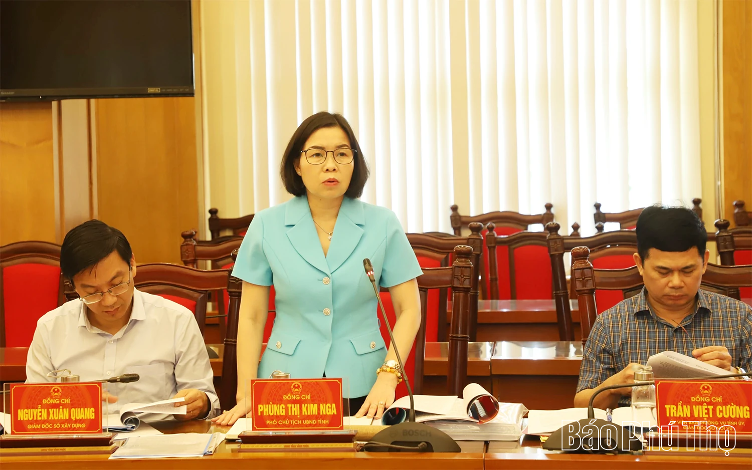 Tổ công tác số 4 duyệt Văn kiện Đại hội Đảng bộ 8 xã