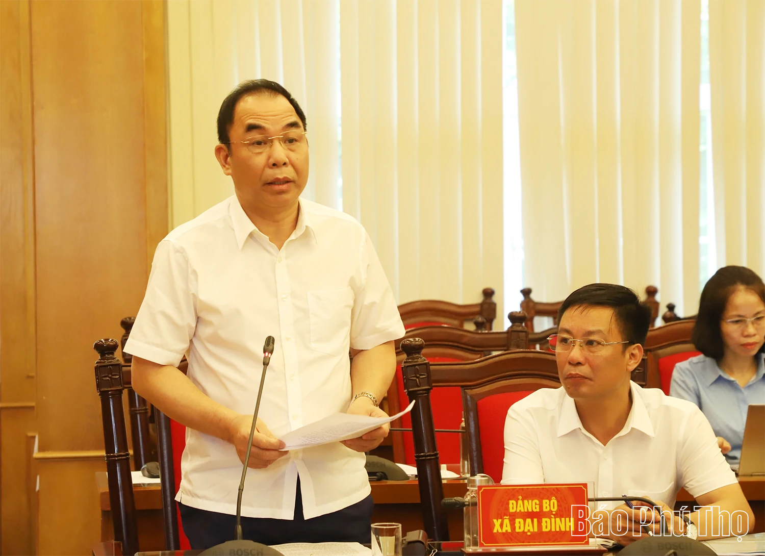 Tổ công tác số 4 duyệt Văn kiện Đại hội Đảng bộ 8 xã