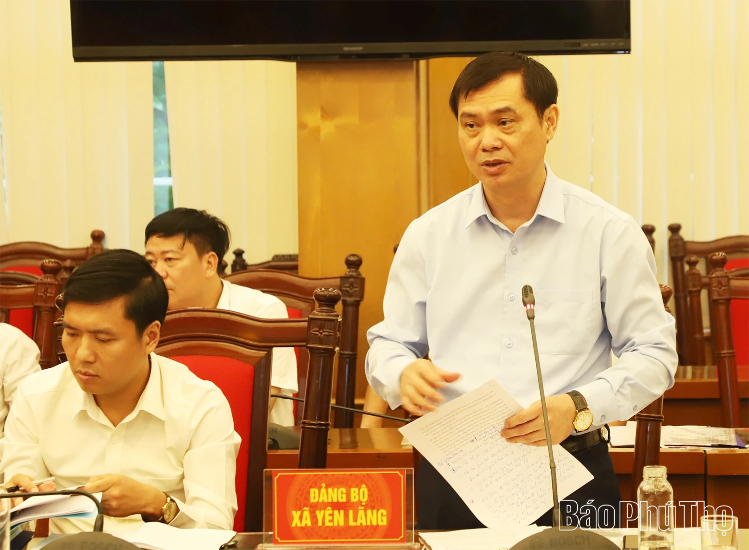 Tổ công tác số 4 duyệt Văn kiện Đại hội Đảng bộ 8 xã