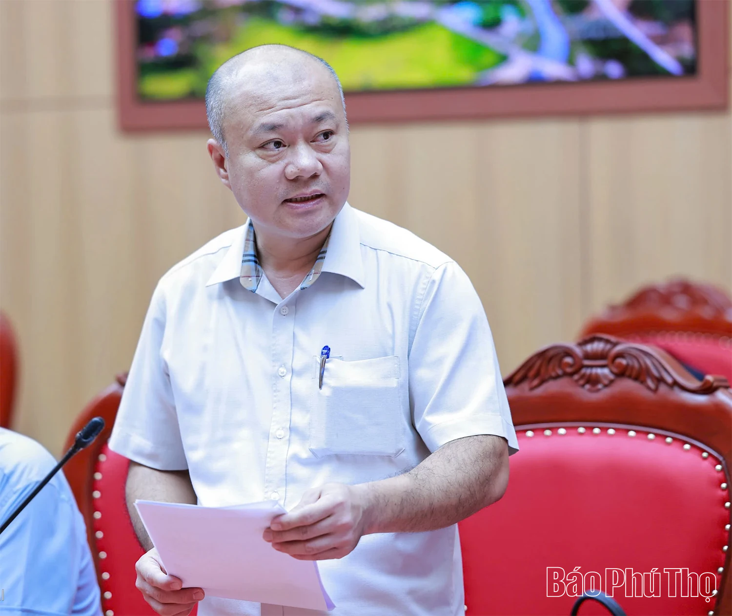 Bí thư Tỉnh ủy Đặng Xuân Phong và Tổ công tác số 1 chỉ đạo, duyệt văn kiện Đại hội Đảng bộ các xã