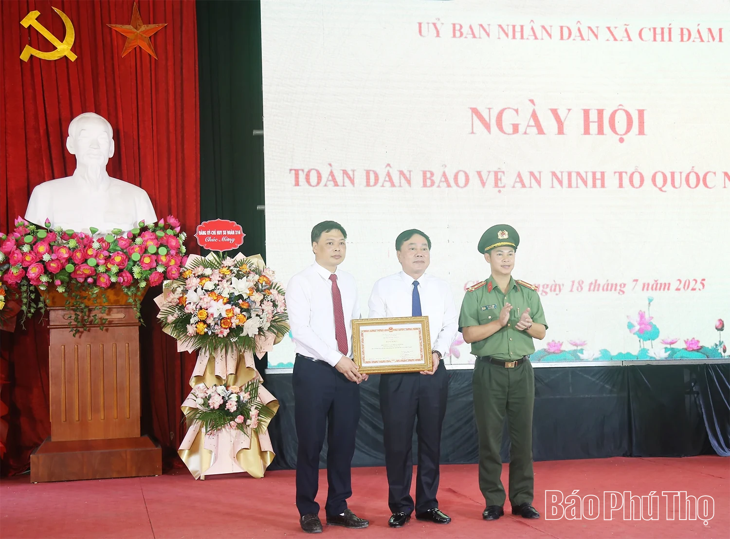 Xã Chí Đám tổ chức điểm “Ngày hội toàn dân bảo vệ an ninh Tổ quốc”