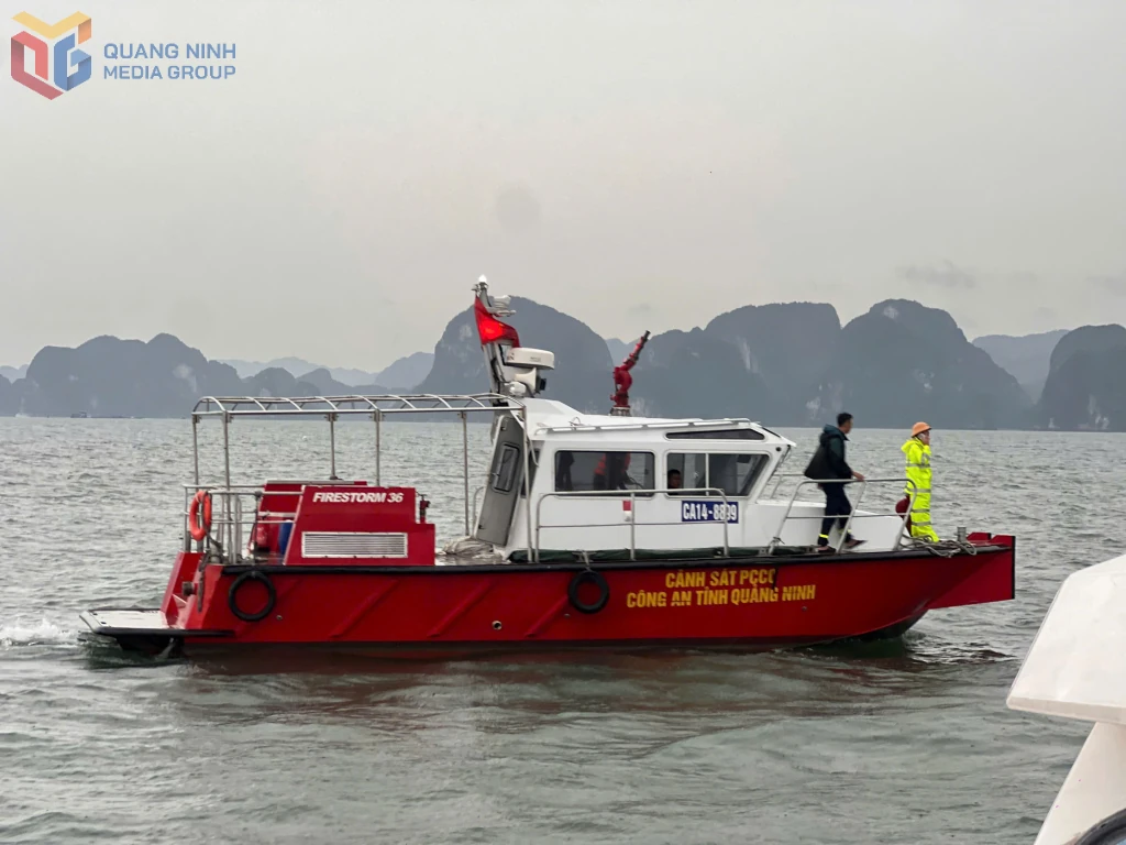 Thông tin ban đầu vụ đắm tàu du lịch trên Vịnh Hạ Long