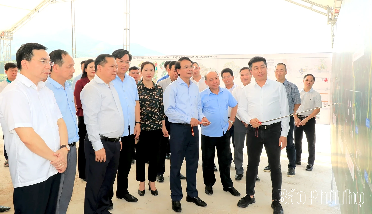 Thường trực Tỉnh ủy kiểm tra tiến độ triển khai thực hiện các dự án trọng điểm tại khu vực Hòa Bình (cũ)