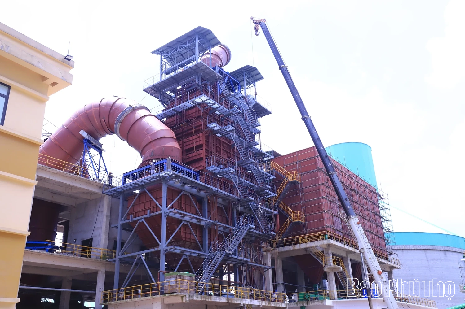 Thường trực Tỉnh ủy kiểm tra tiến độ triển khai thực hiện các dự án trọng điểm tại khu vực Hòa Bình (cũ)