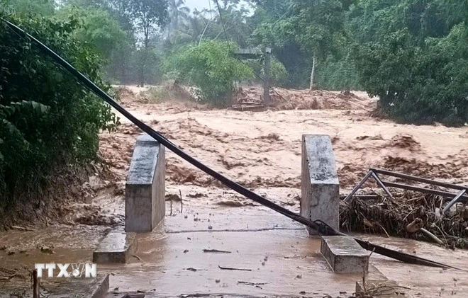 Thời tiết ngày 23/7: Tin cuối cùng về bão số 3, cảnh báo mưa cường suất lớn