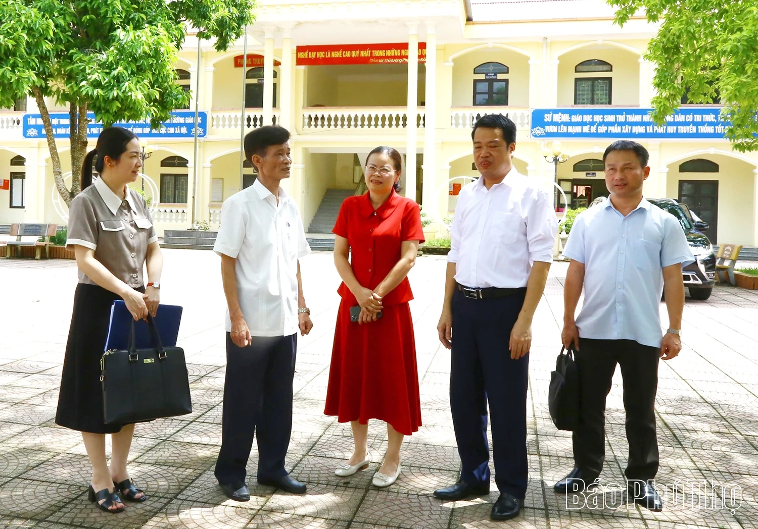 Sở Giáo dục và Đào tạo làm việc với UBND phường Thống Nhất và xã Mường Động