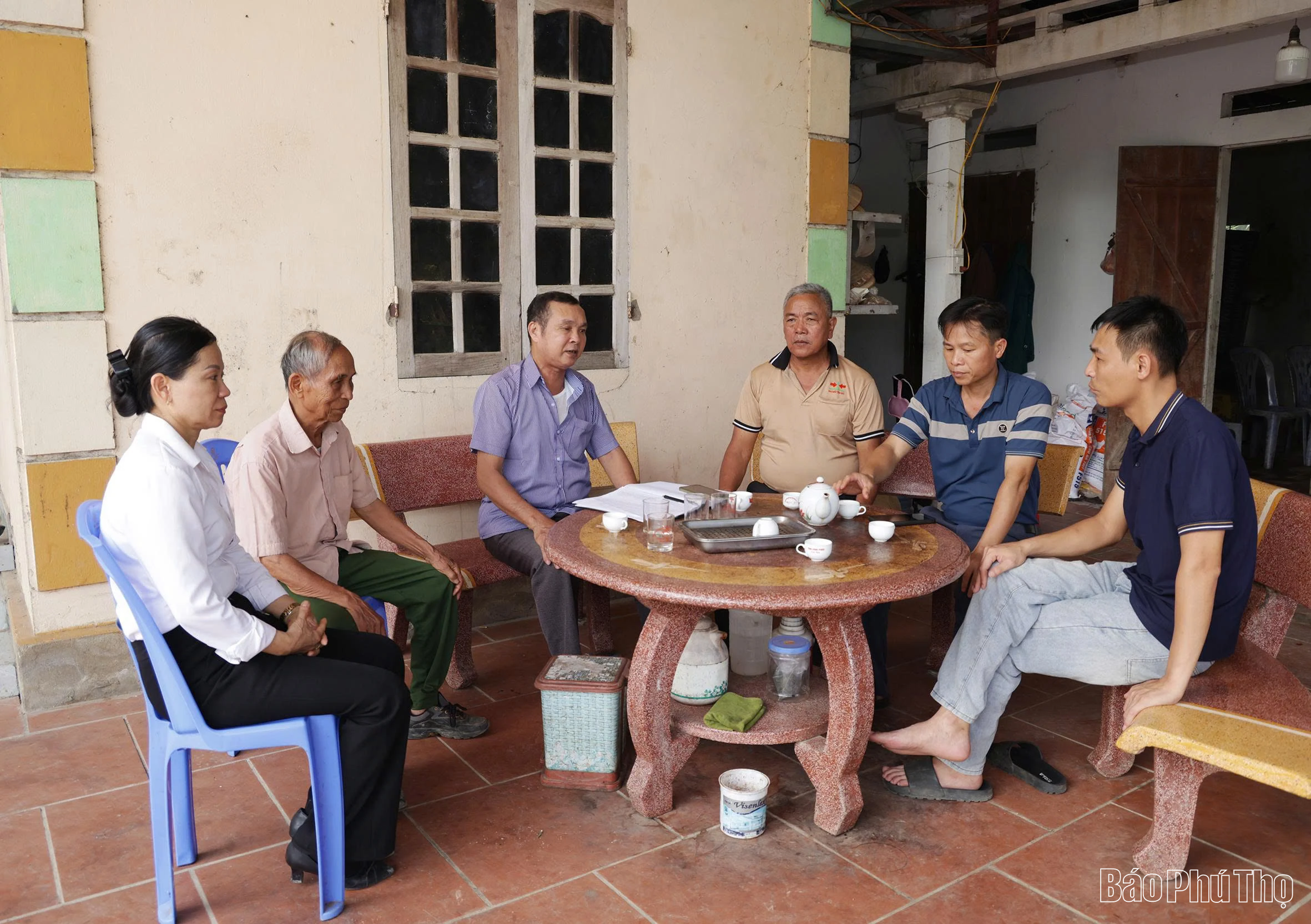 Phát huy vai trò hạt nhân chính trị ở cơ sở