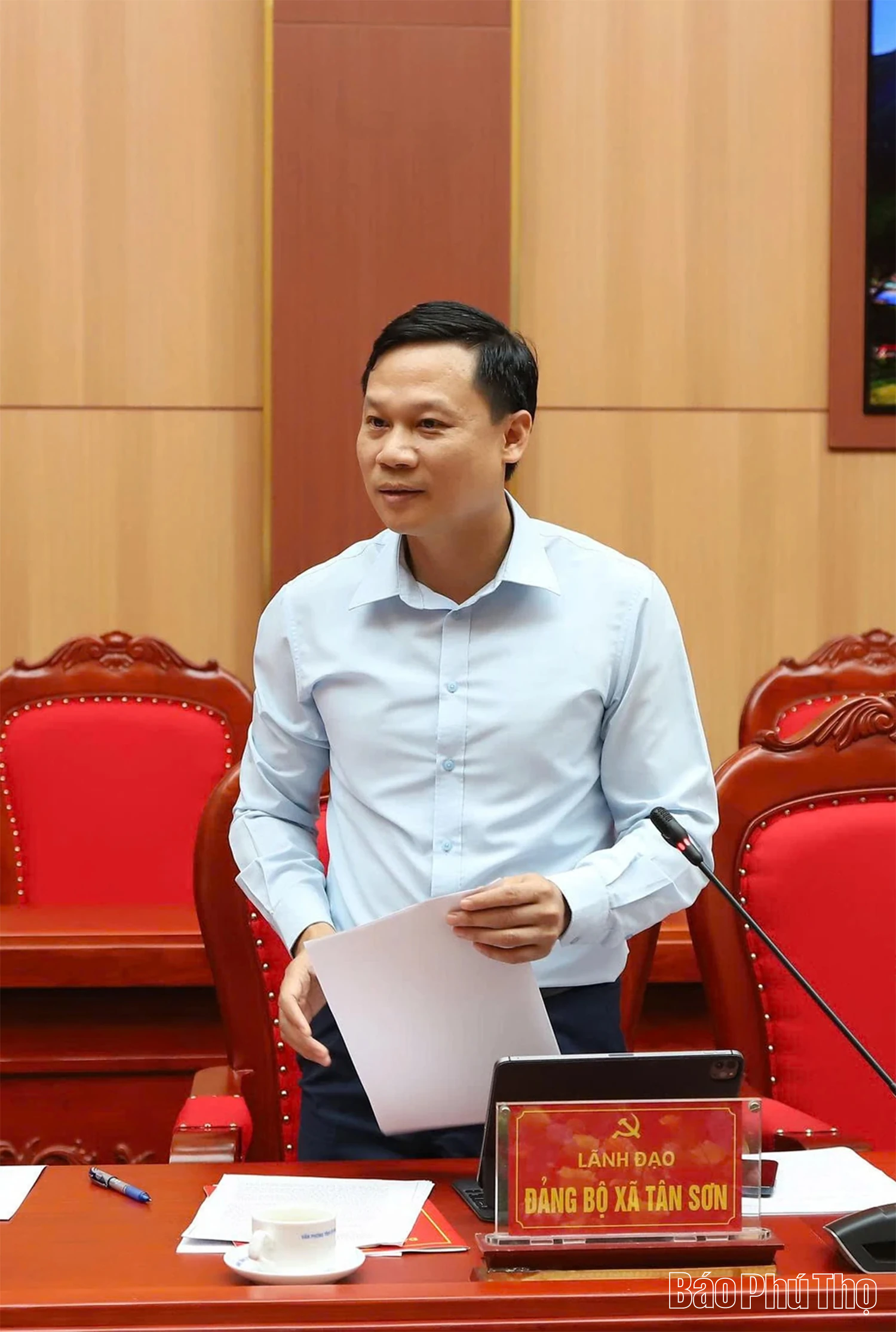 Tập trung trí tuệ xây dựng văn kiện Đại hội