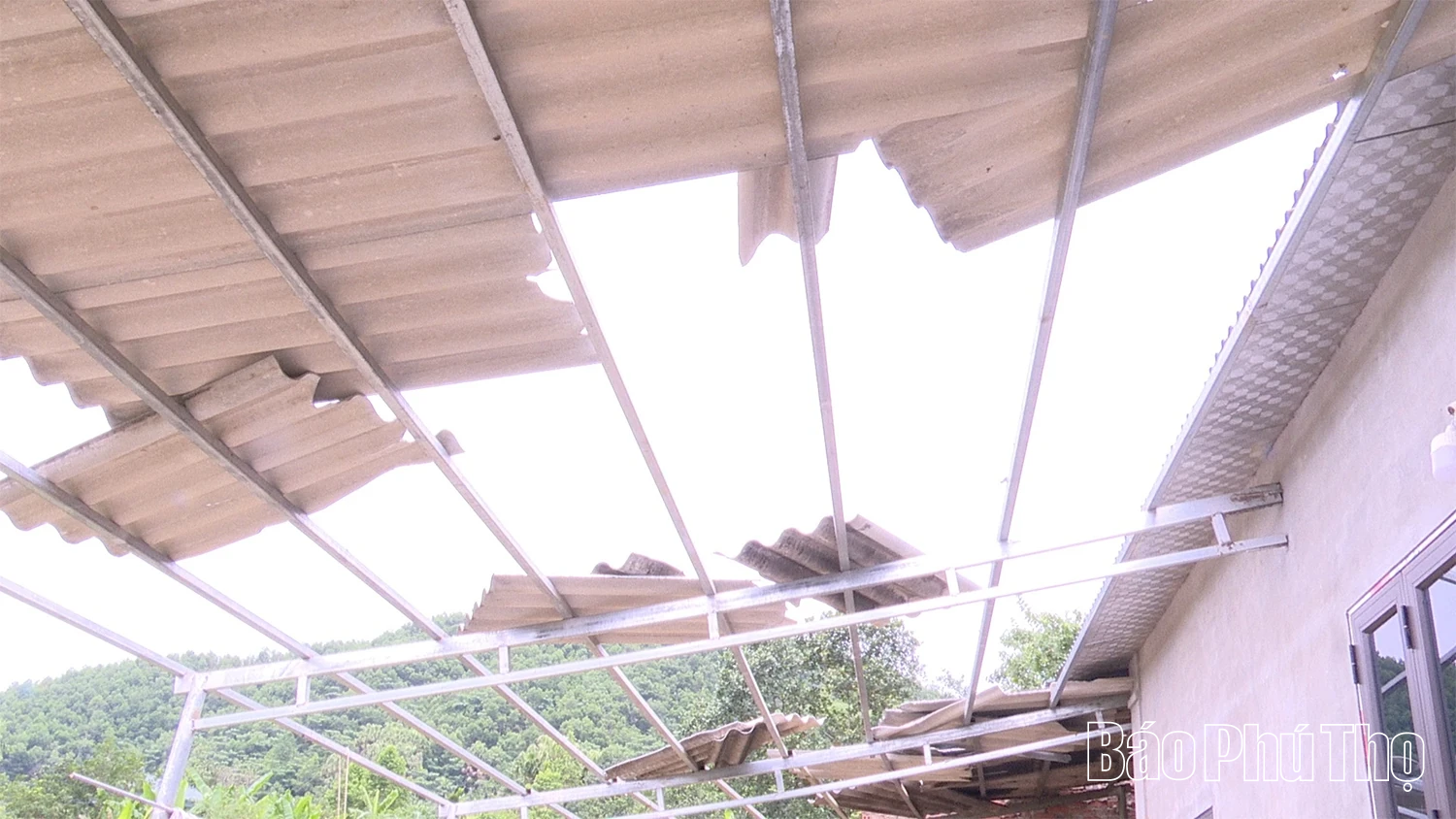 Phòng chống bão số 3: Không chủ quan, không chậm trễ