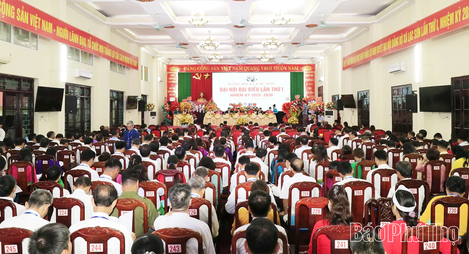 Xã Lạc Sơn tổ chức Đại hội đại biểu Đảng bộ lần thứ I, nhiệm kỳ 2025-2030: Quyết tâm kiến tạo chính quyền số vì Nhân dân phục vụ