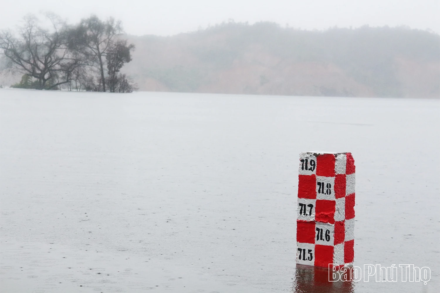 Đại thủy nông lớn nhất miền Bắc lần đầu “thử lửa” trong bão số 3