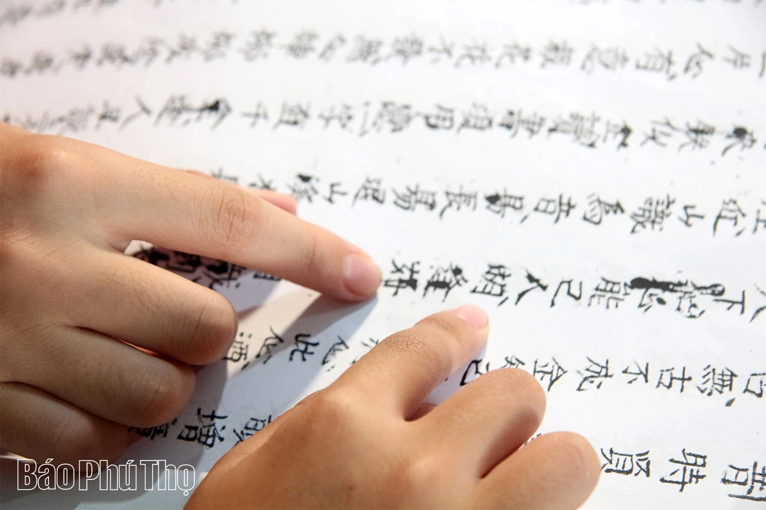 Chuyện về lớp học “làm người” ở bản Dao Đồng Chụa