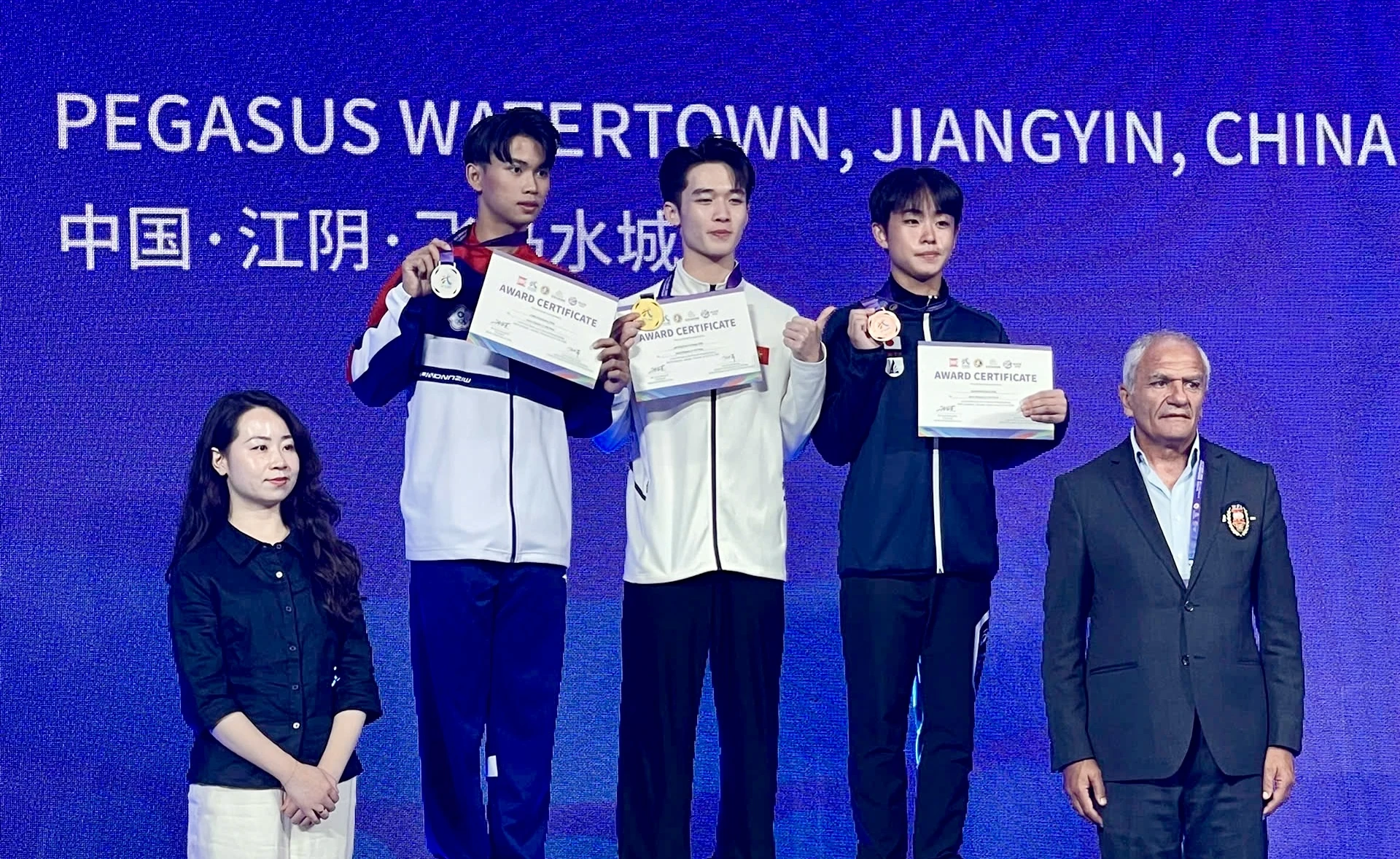 Cặp VĐV Phú Thọ giành “cú đúp Vàng” tại Giải Vô địch Wushu trẻ châu Á 2025