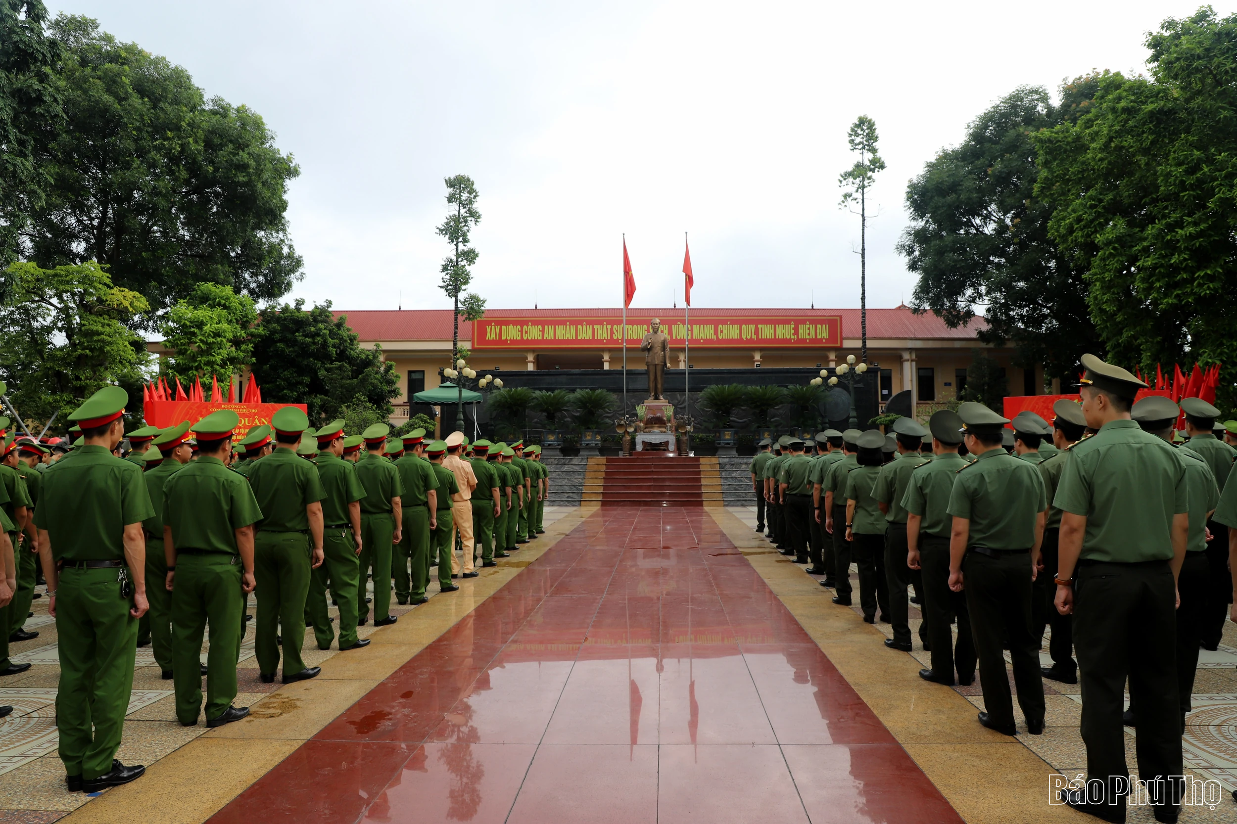 Ra quân cao điểm tấn công, trấn áp tội phạm, bảo đảm an ninh trật tự Đại hội Đảng các cấp