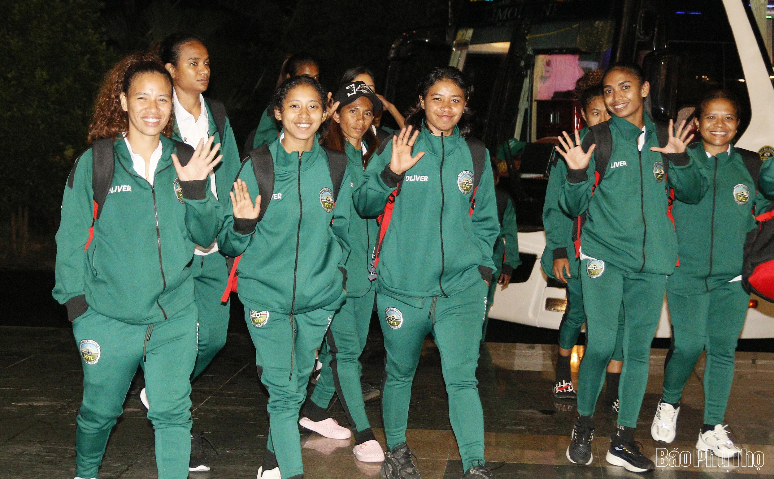 Nữ Australia và Đội tuyển nữ Timor-Leste đã tới Phú Thọ