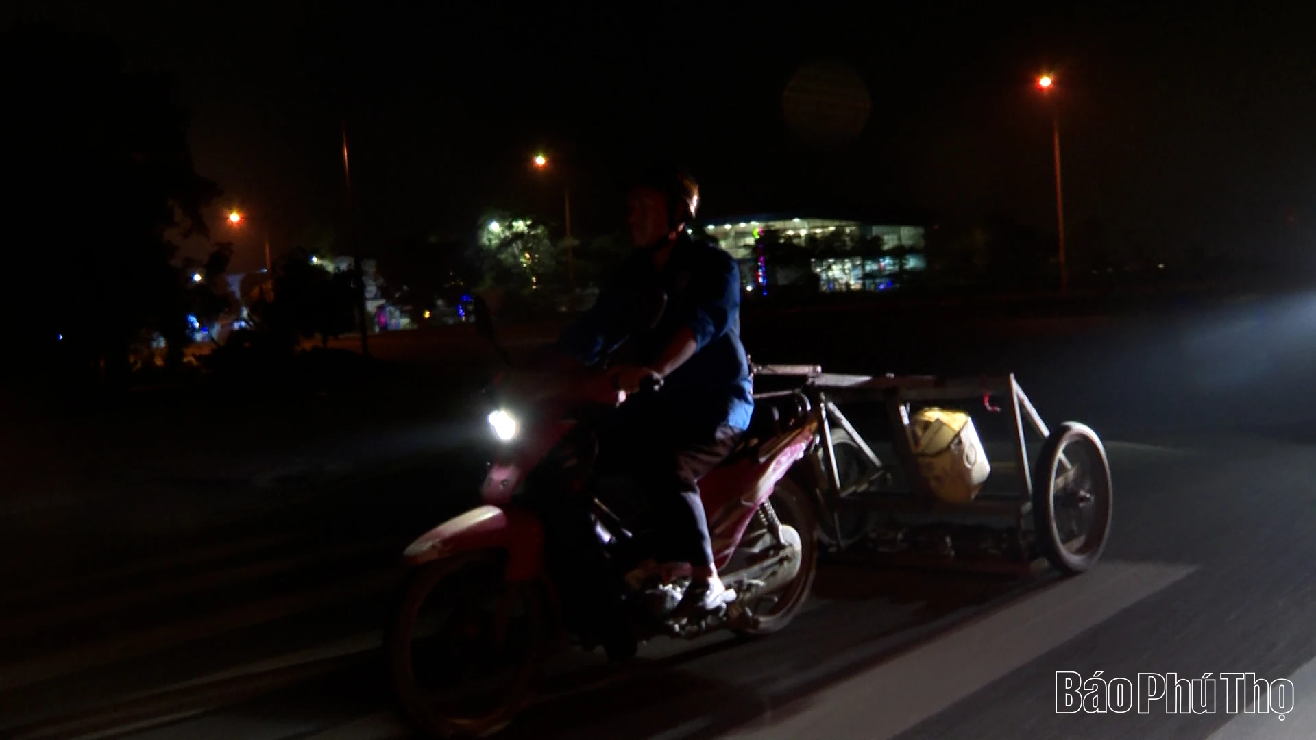 Những người hùng thầm lặng và hành trình nhặt đinh bảo vệ sự bình an của nhân dân