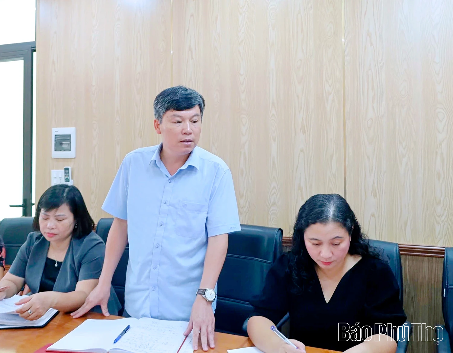 Đoàn công tác Sở Giáo dục và Đào tạo làm việc với xã Lâm Thao