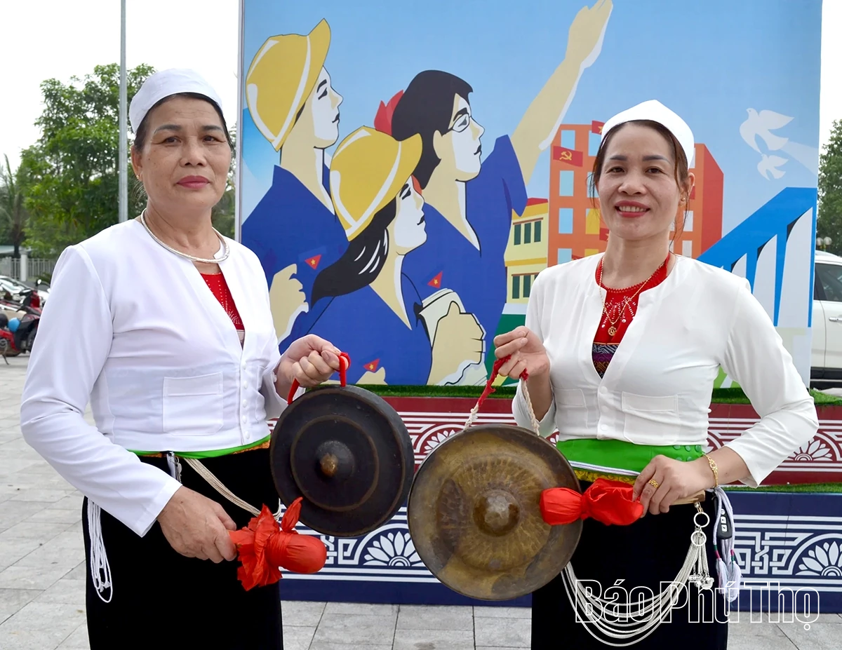 Giữ “vật báu hồn thiêng” của người Mường giữa lòng phố thị