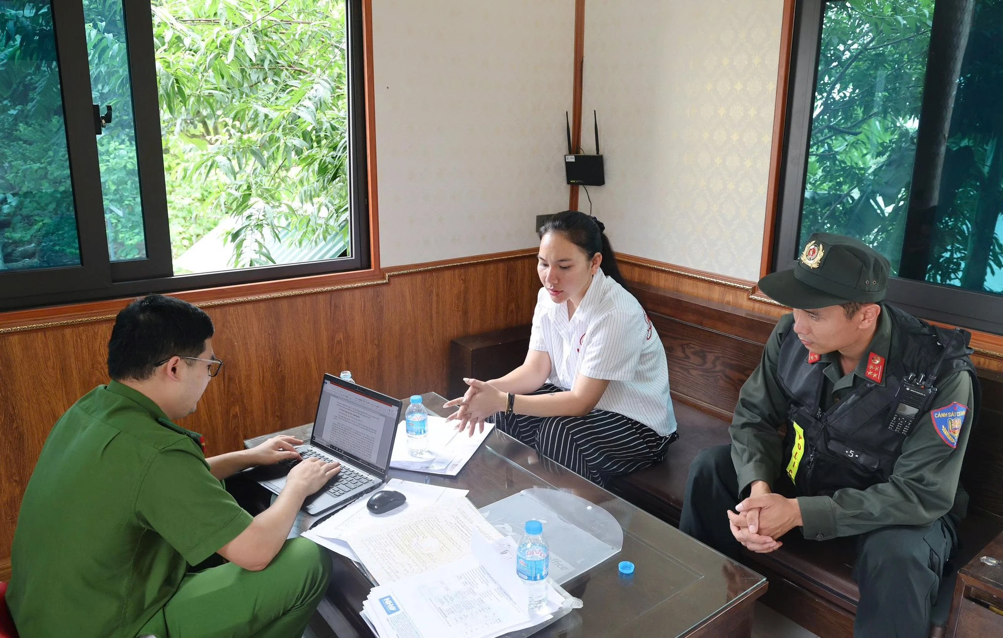 Khởi tố, bắt tạm giam đối tượng sản xuất, buôn bán các loại thực phẩm giả, thu giữ hơn 30 tấn thịt không rõ nguồn gốc xuất xứ