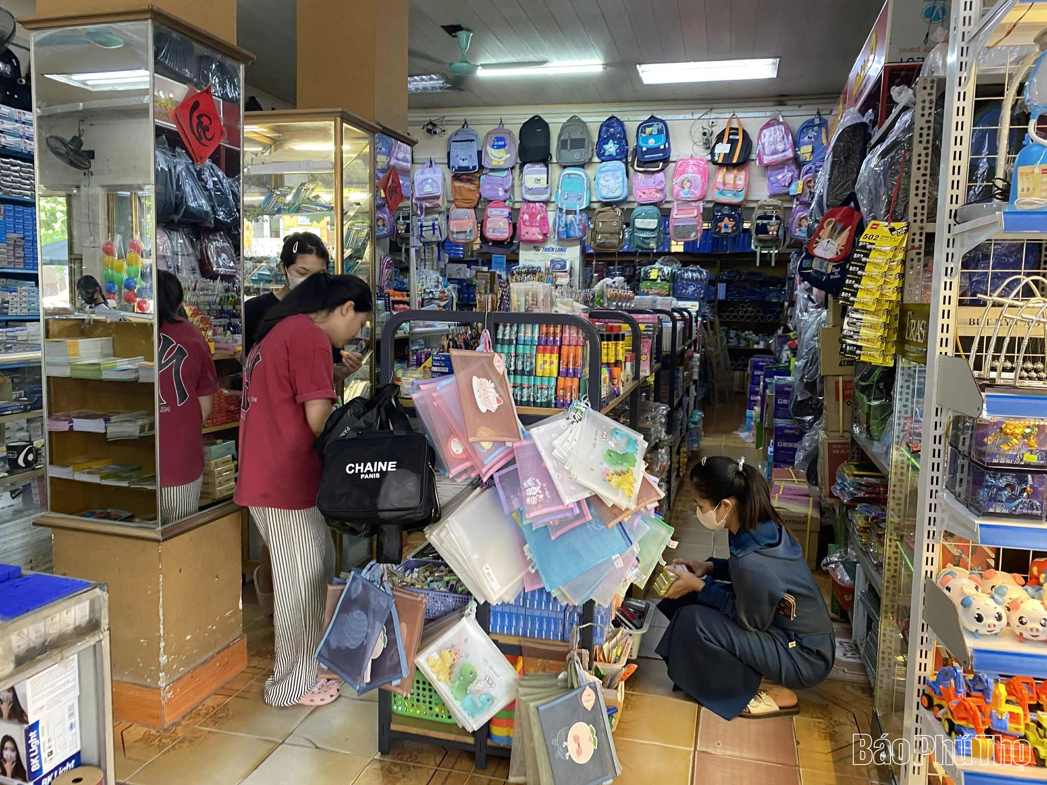 Thị trường sách giáo khoa và đồ dùng học tập trước thềm năm học mới