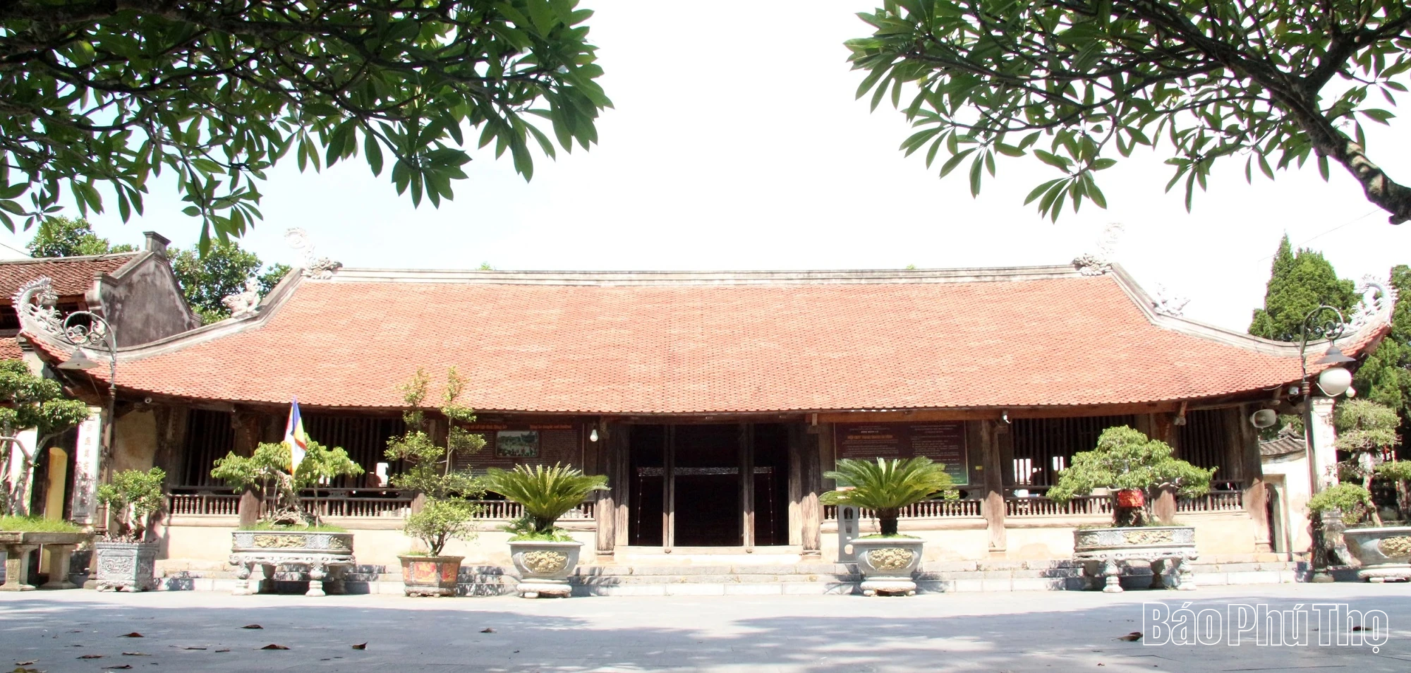 Hùng Lô - ngôi làng bước ra từ huyền sử