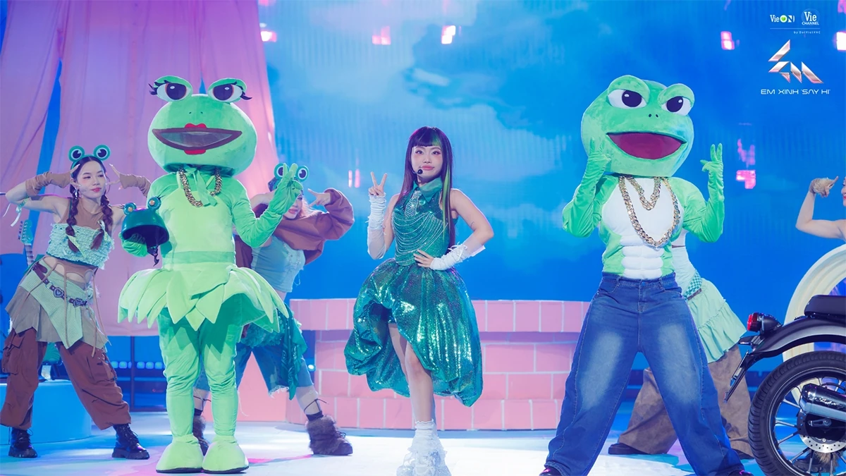 Từ “chị Bảy” đến idol Gen Z: Hành trình 12 năm của Phương Mỹ Chi