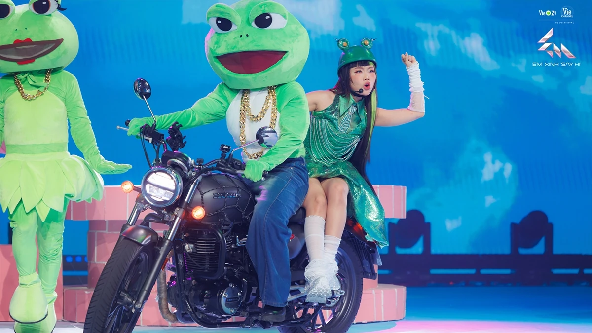 Từ “chị Bảy” đến idol Gen Z: Hành trình 12 năm của Phương Mỹ Chi