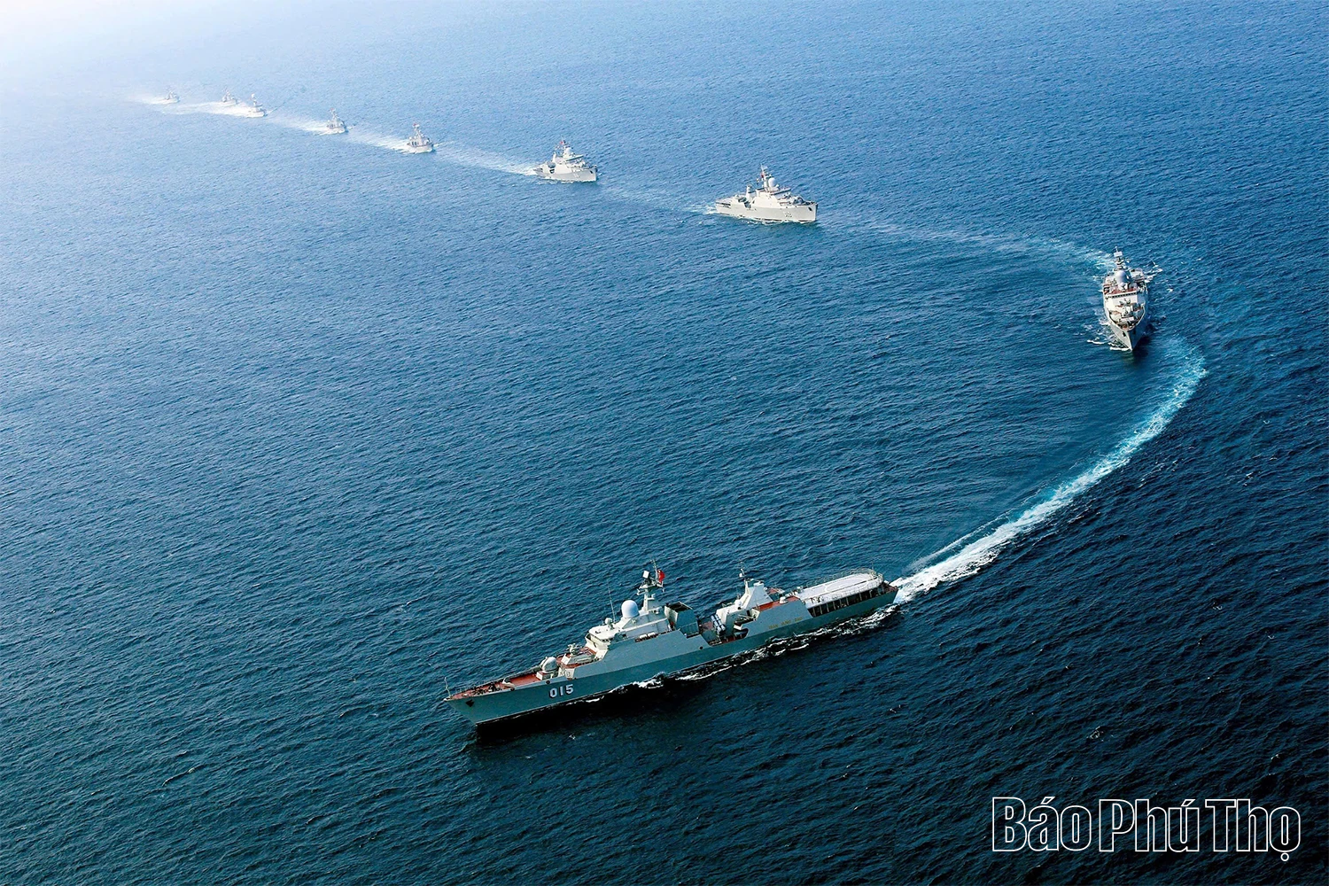 Chính ủy Hải quân thăm, động viên lực lượng diễu binh, diễu hành A80