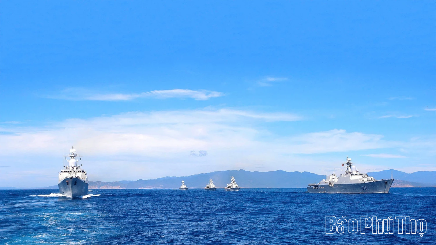 Chính ủy Hải quân thăm, động viên lực lượng diễu binh, diễu hành A80