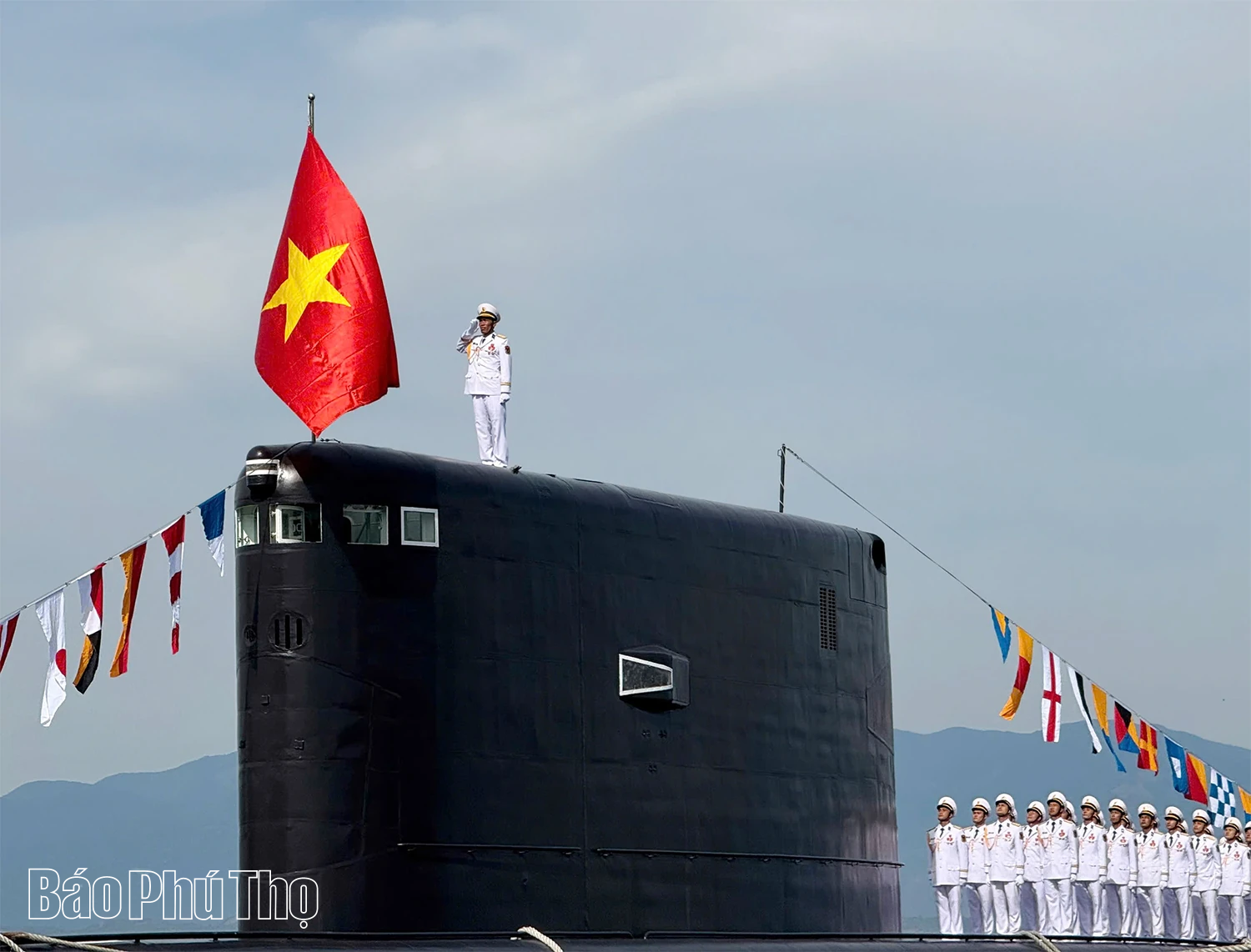 Chính ủy Hải quân thăm, động viên lực lượng diễu binh, diễu hành A80