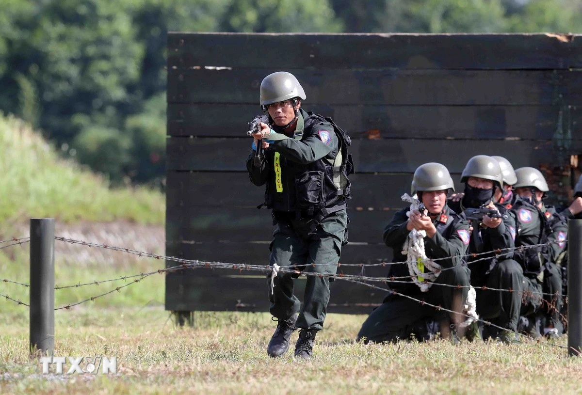 80 năm - Vinh quang Công an nhân dân Việt Nam