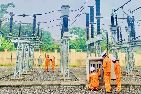 Đảm bảo cấp điện an toàn, ổn định dịp Quốc khánh 2/9