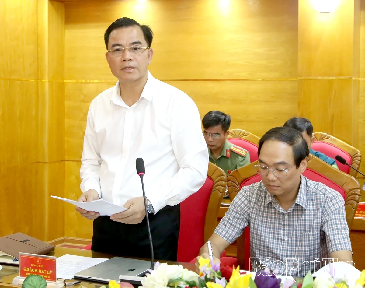 Phó Bí thư Tỉnh ủy Bùi Huy Vĩnh kiểm tra tình hình vận hành mô hình chính quyền địa phương 2 cấp tại xã Tam Nông