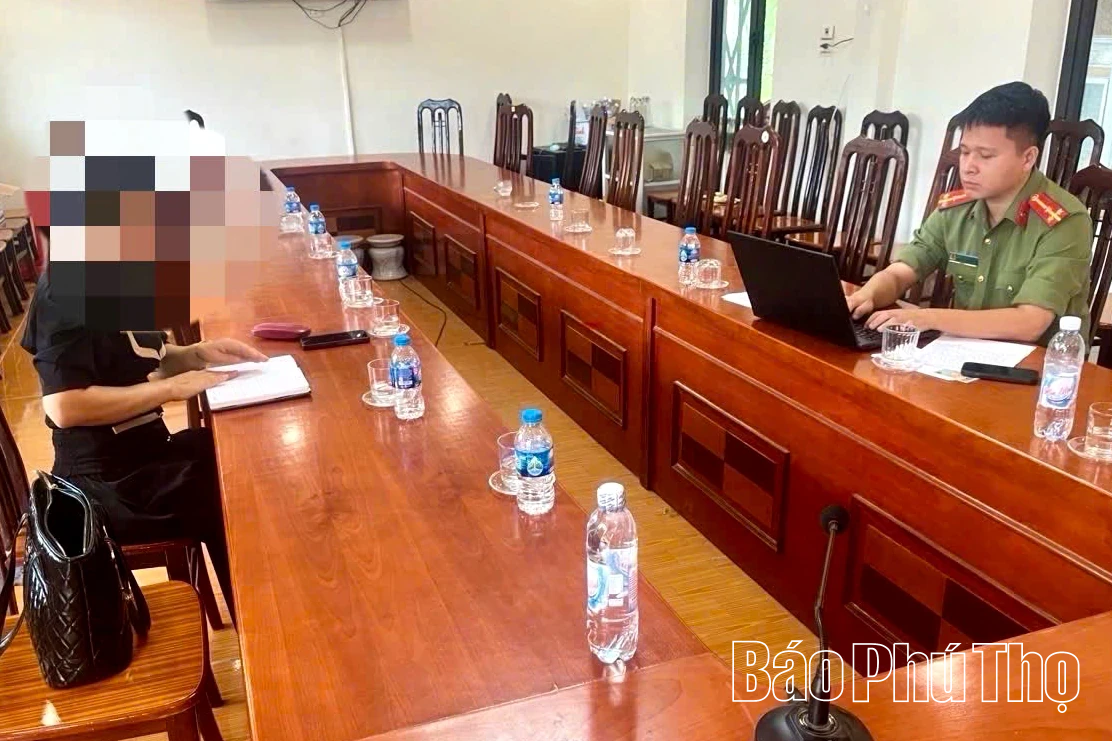 Công an xã Lạc Sơn xử lý trường hợp đăng tin sai sự thật trên mạng xã hội